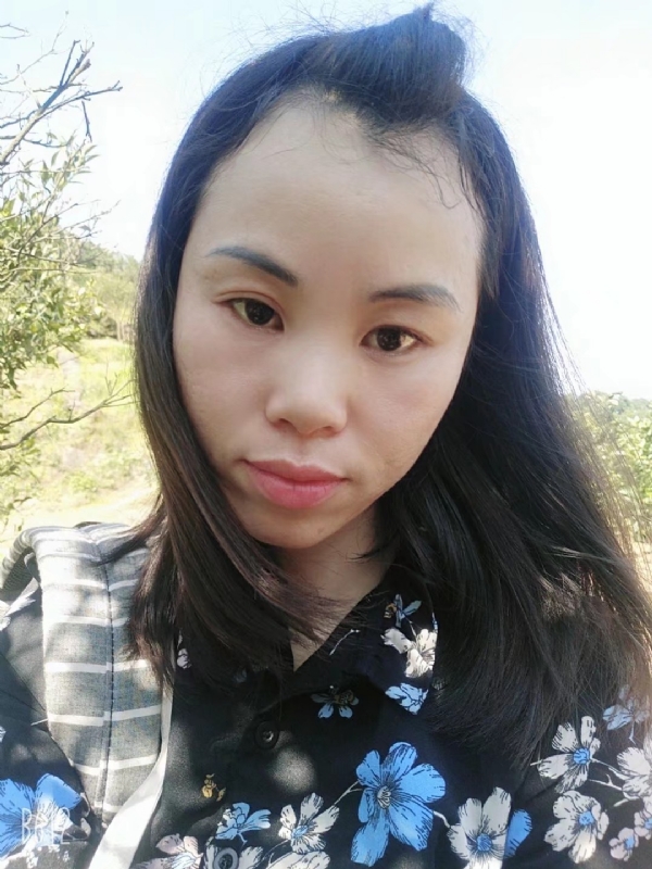 英英的第一张照片--湖南交友中心