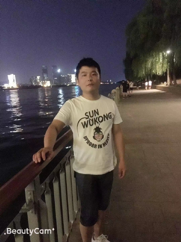 古月的第一张照片--湖南交友中心